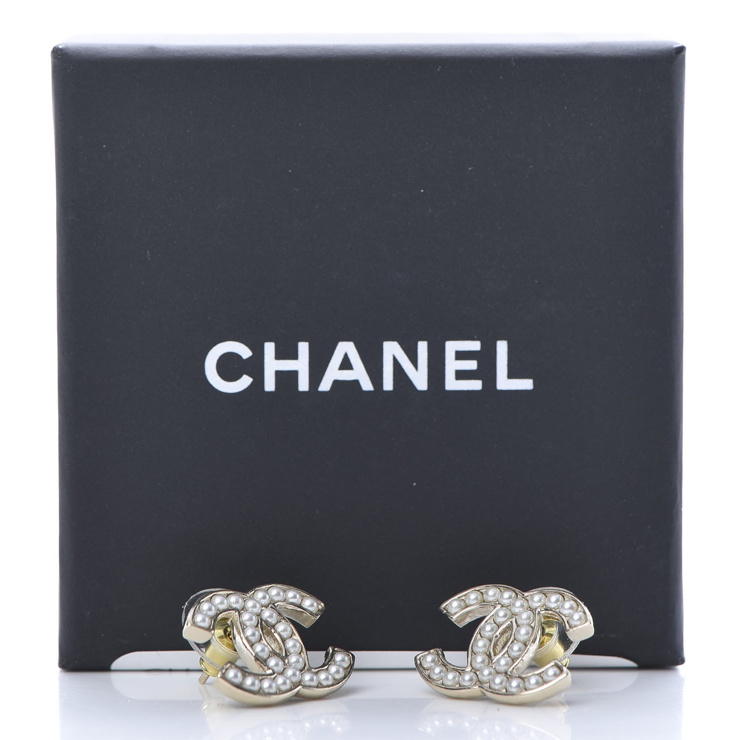 Chanel Pearl CC Earrings Gold 5 of 5