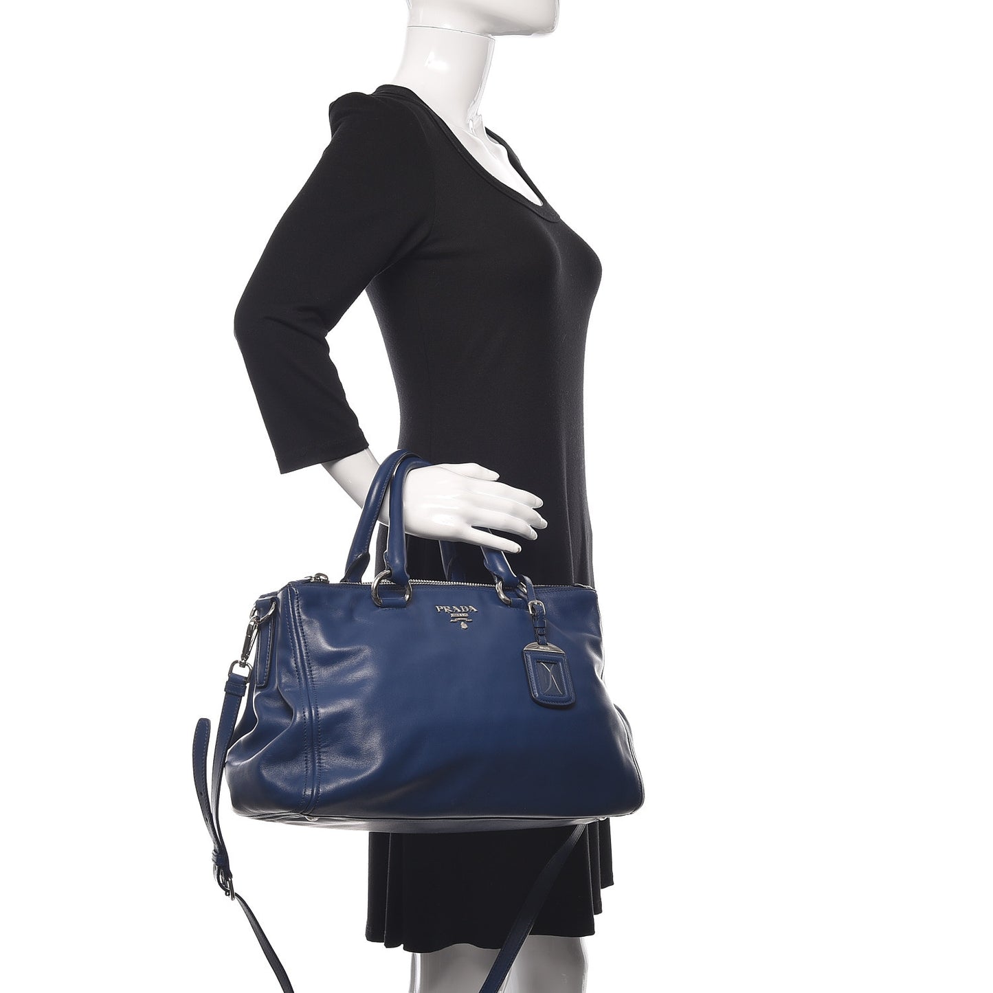 Soft Calf Double Zip Shoulder Bag Bleuette