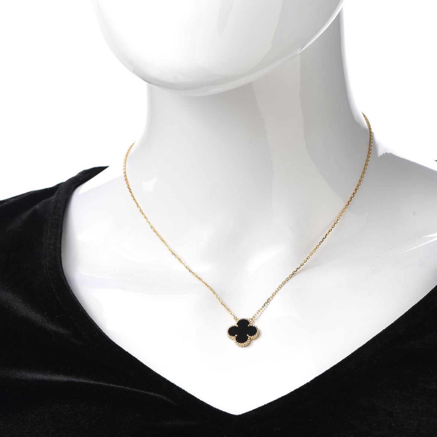 18K Yellow Gold Black Onyx Vintage Alhambra Pendant Necklace