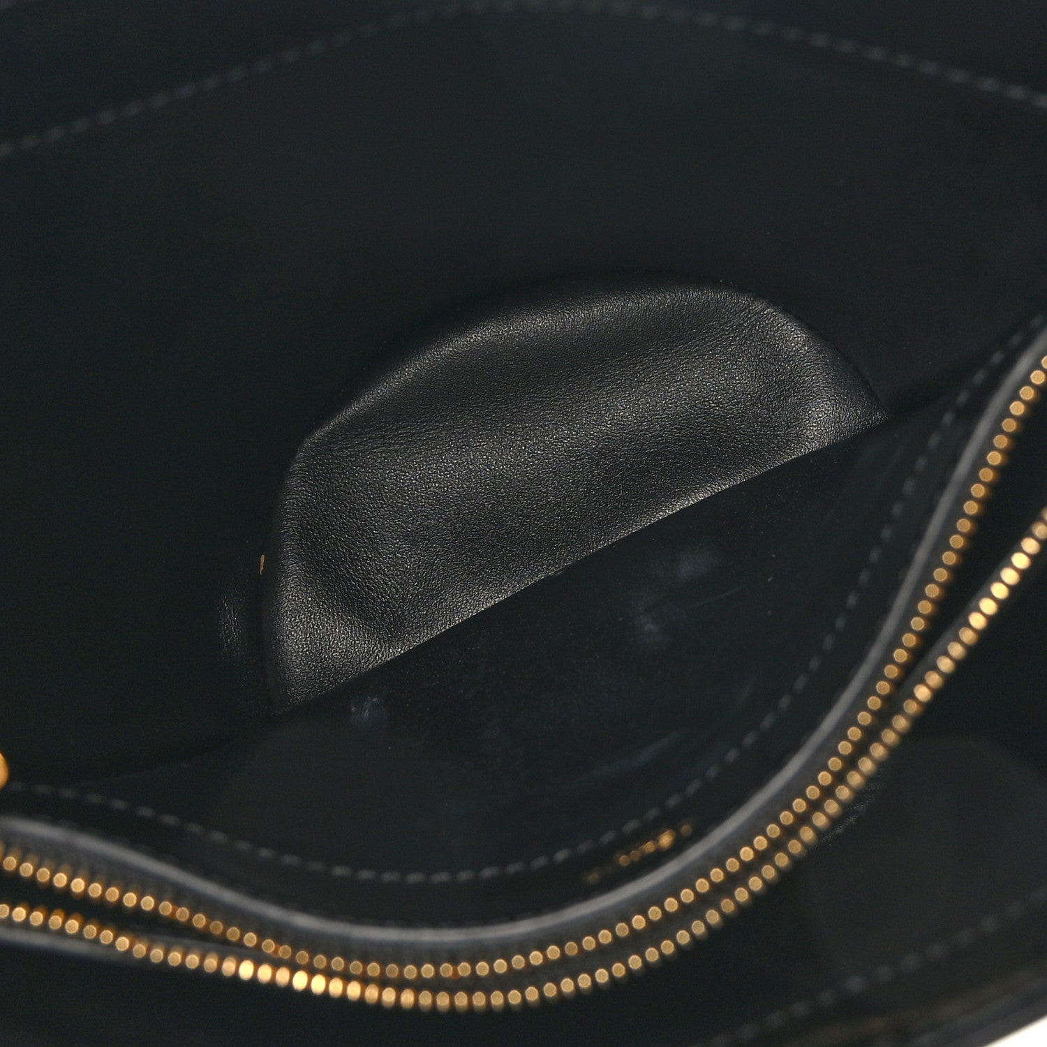Celine Shiny Calfskin Triomphe Bucket Bag Black 6 of 9