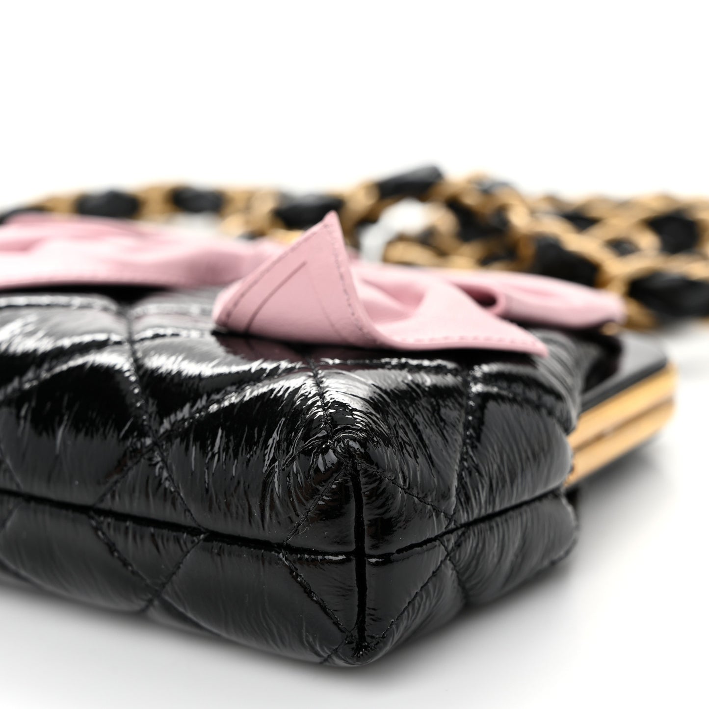 Patent Crumpled Lambskin Shiny Lambskin Quilted Maxi Bow Clutch With Chain Black Pink