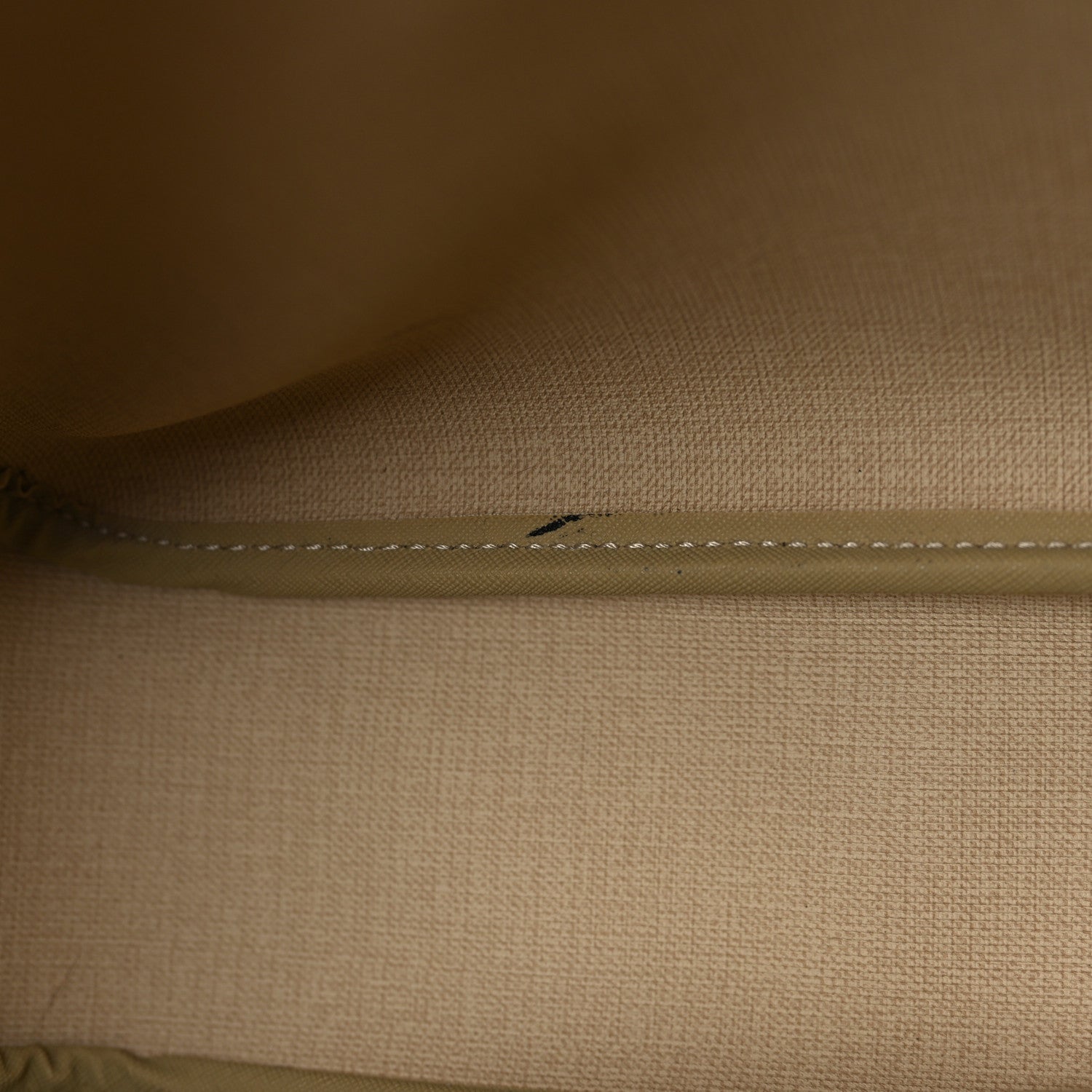 Louis Vuitton Monogram Reporter GM 10 of 10