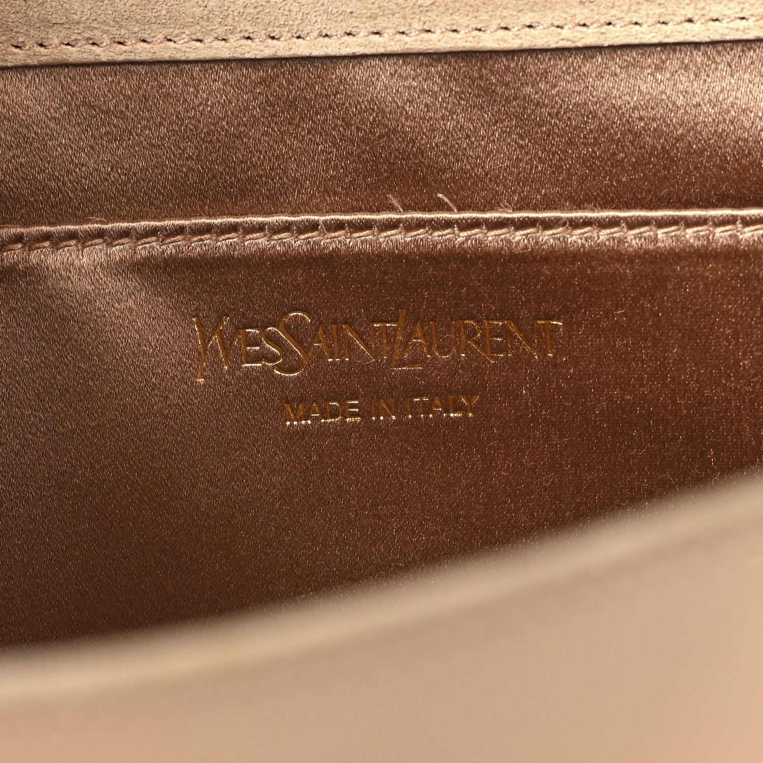 Saint Laurent Patent Calfskin Monogram Large Belle De Jour Clutch Chair 6 of 7