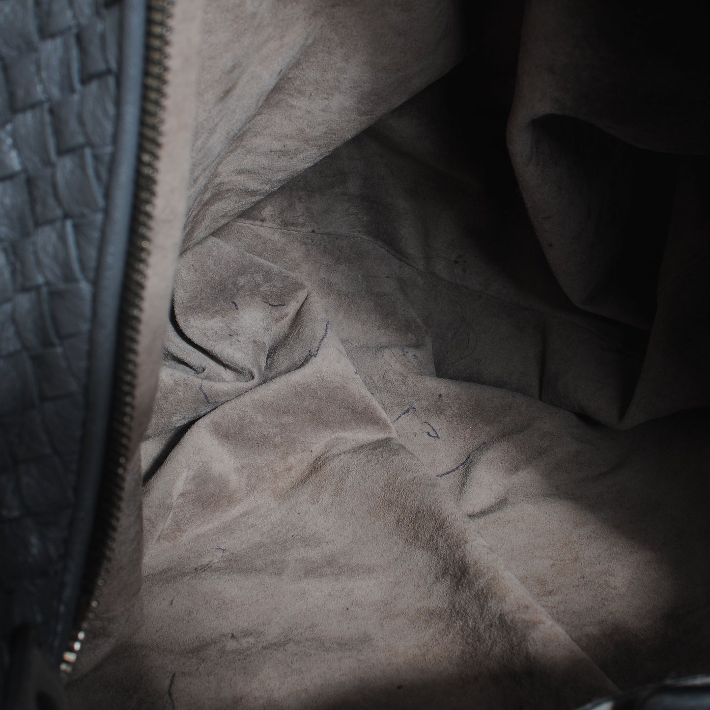 Cervo Intrecciato Caiman Shoulder Bag