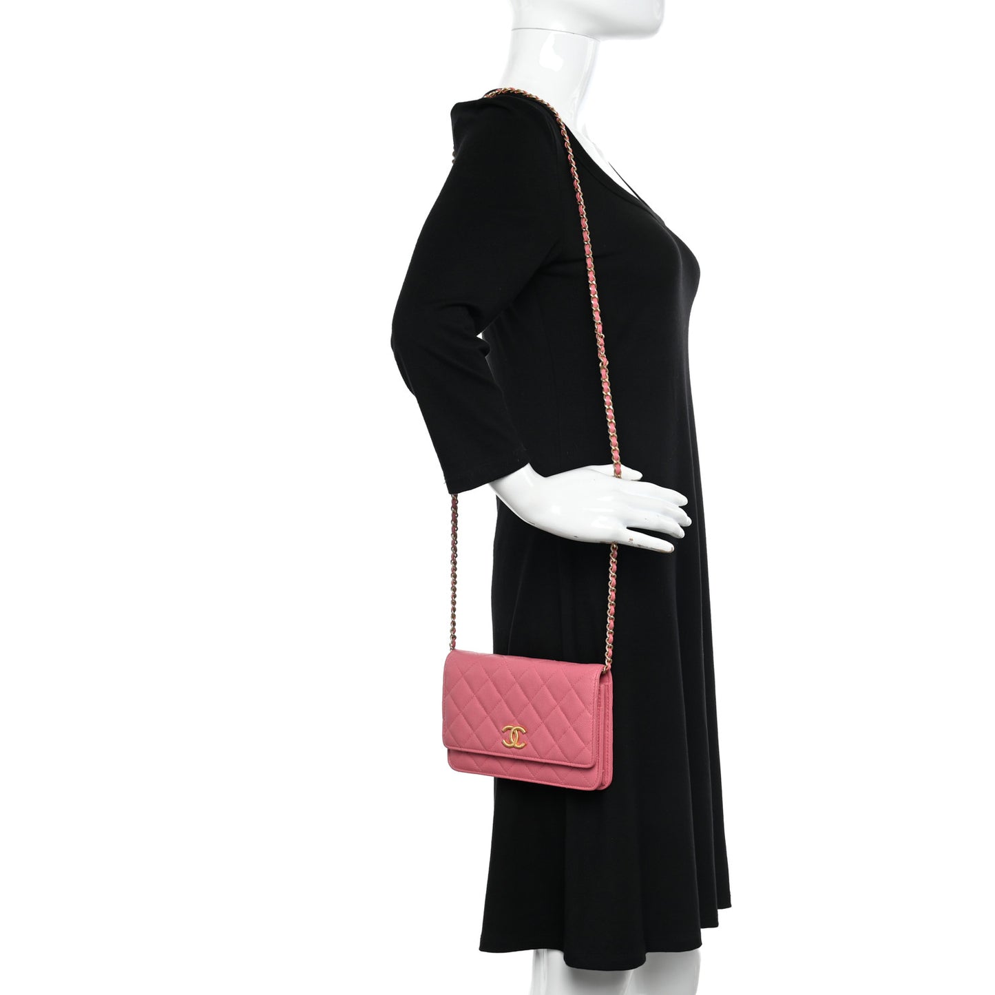 Caviar Quilted Textured CC Wallet On Chain WOC Pink