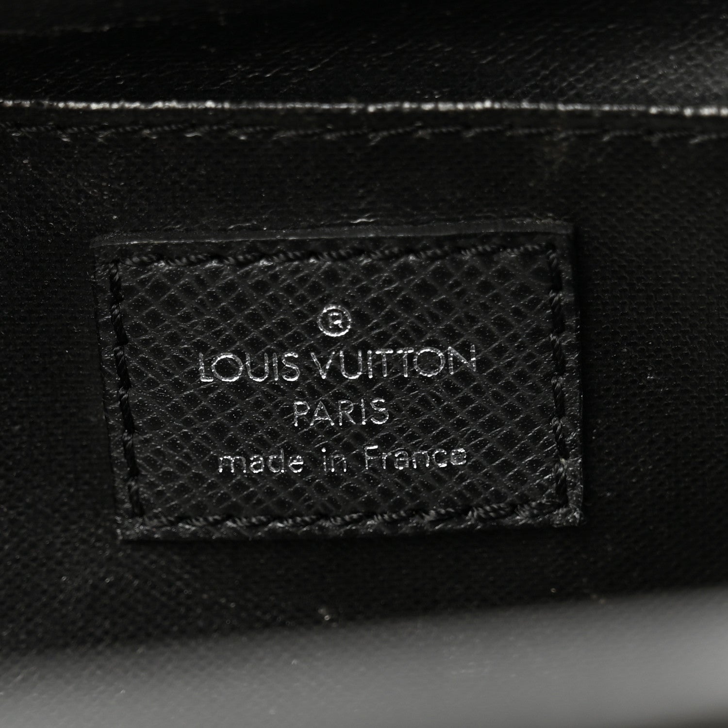 Louis Vuitton Taiga Trousse Ivan Toiletry Bag Ardoise 6 of 9