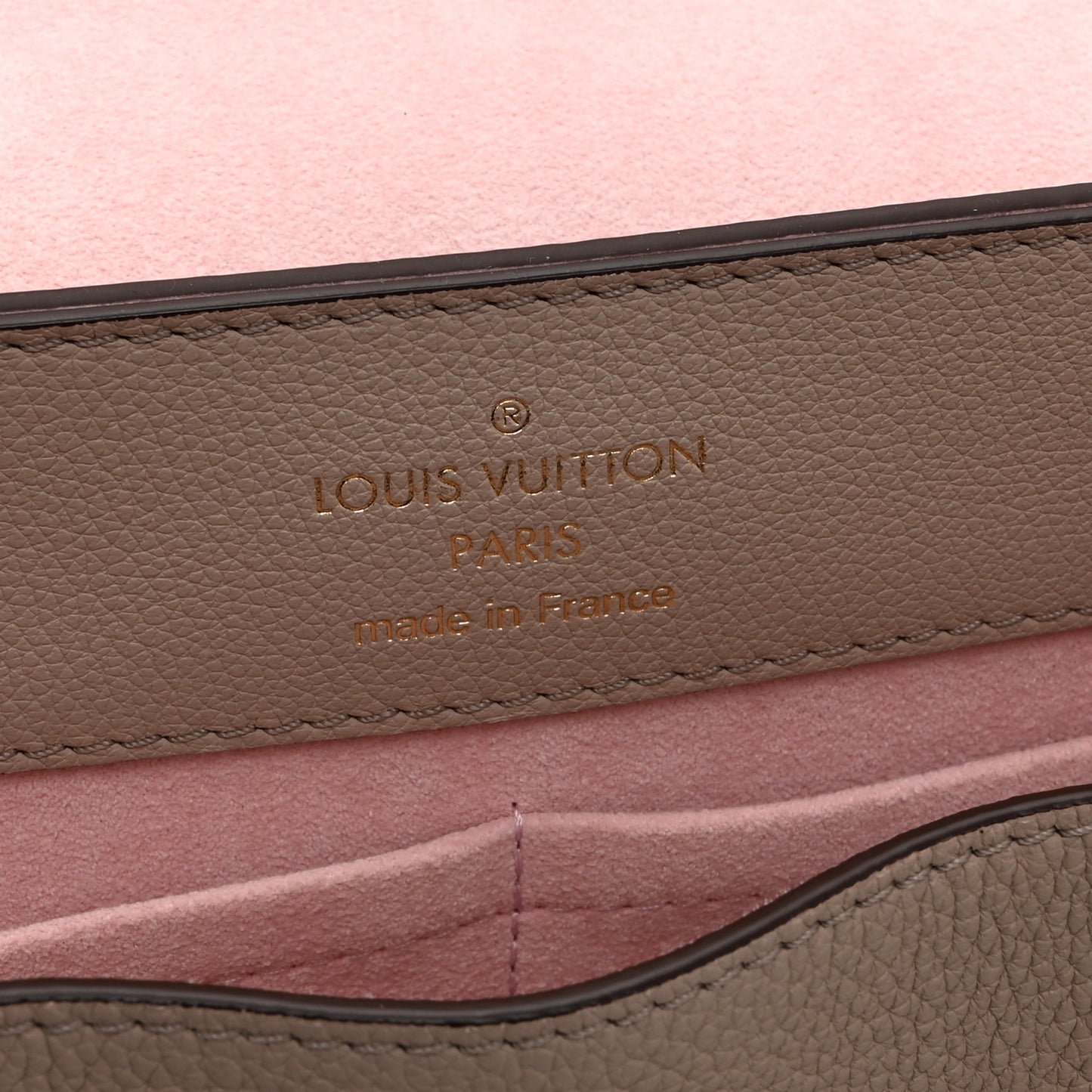 Soft Calfskin Lockme Ever MM Greige