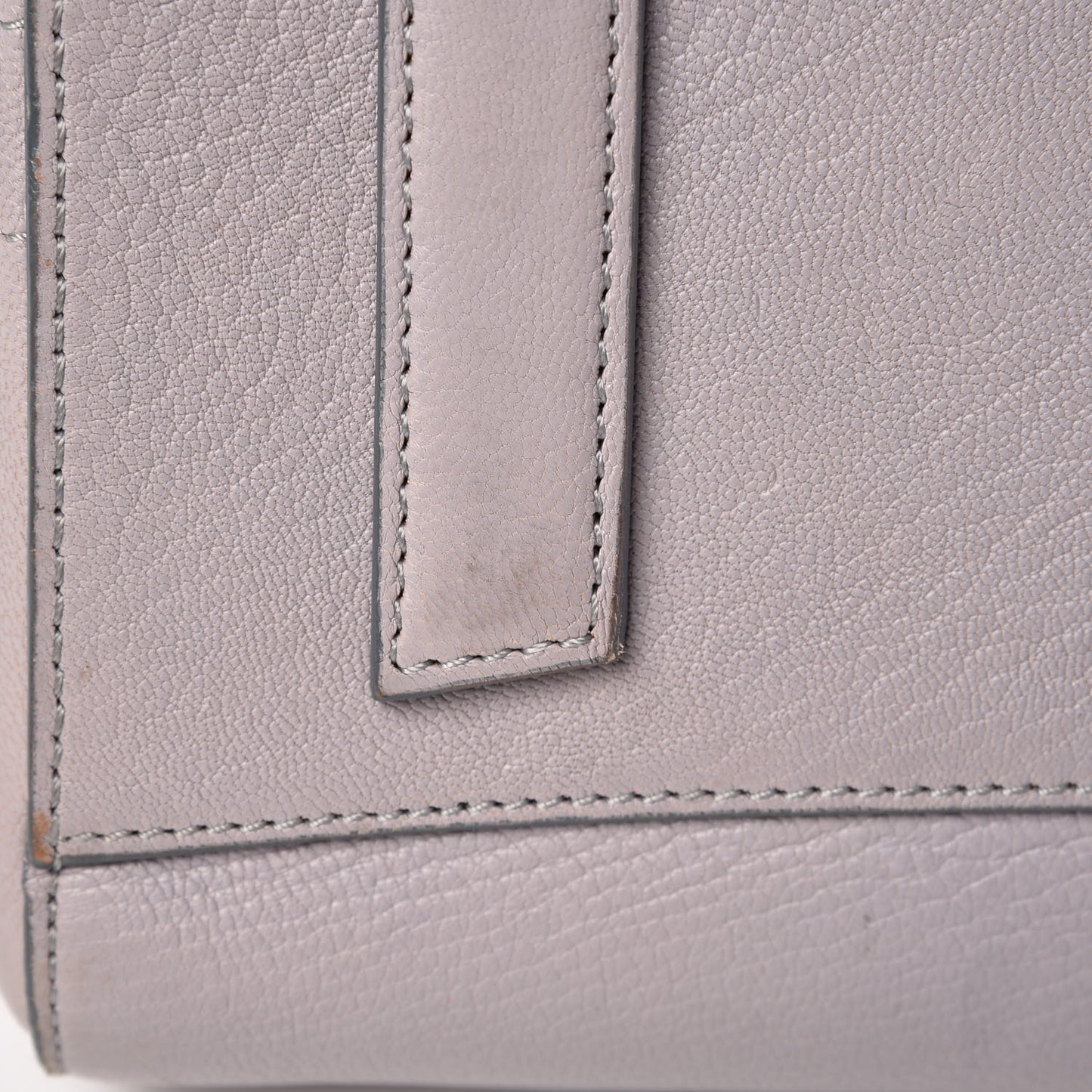 Sugar Goatskin Medium Antigona Pearl Grey