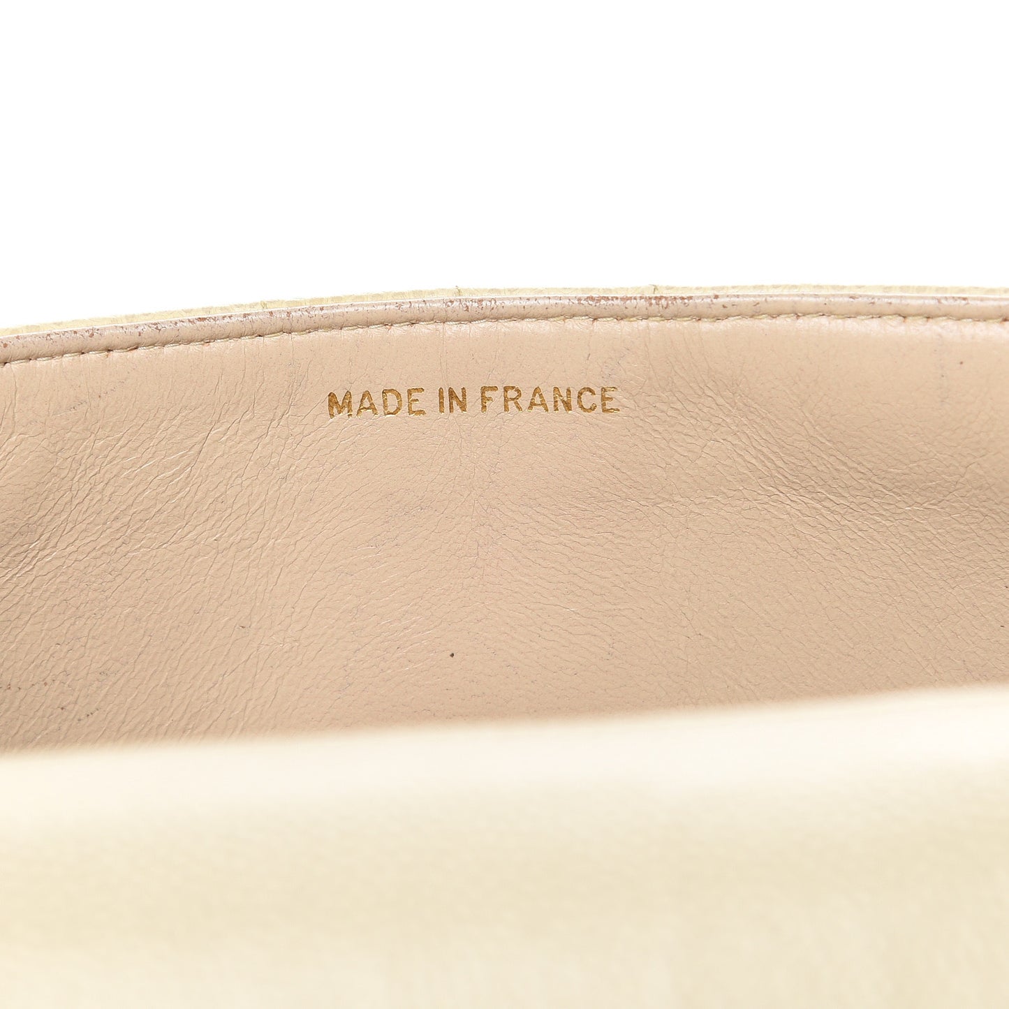 Caviar Vertical Quilted Small Single Flap Beige