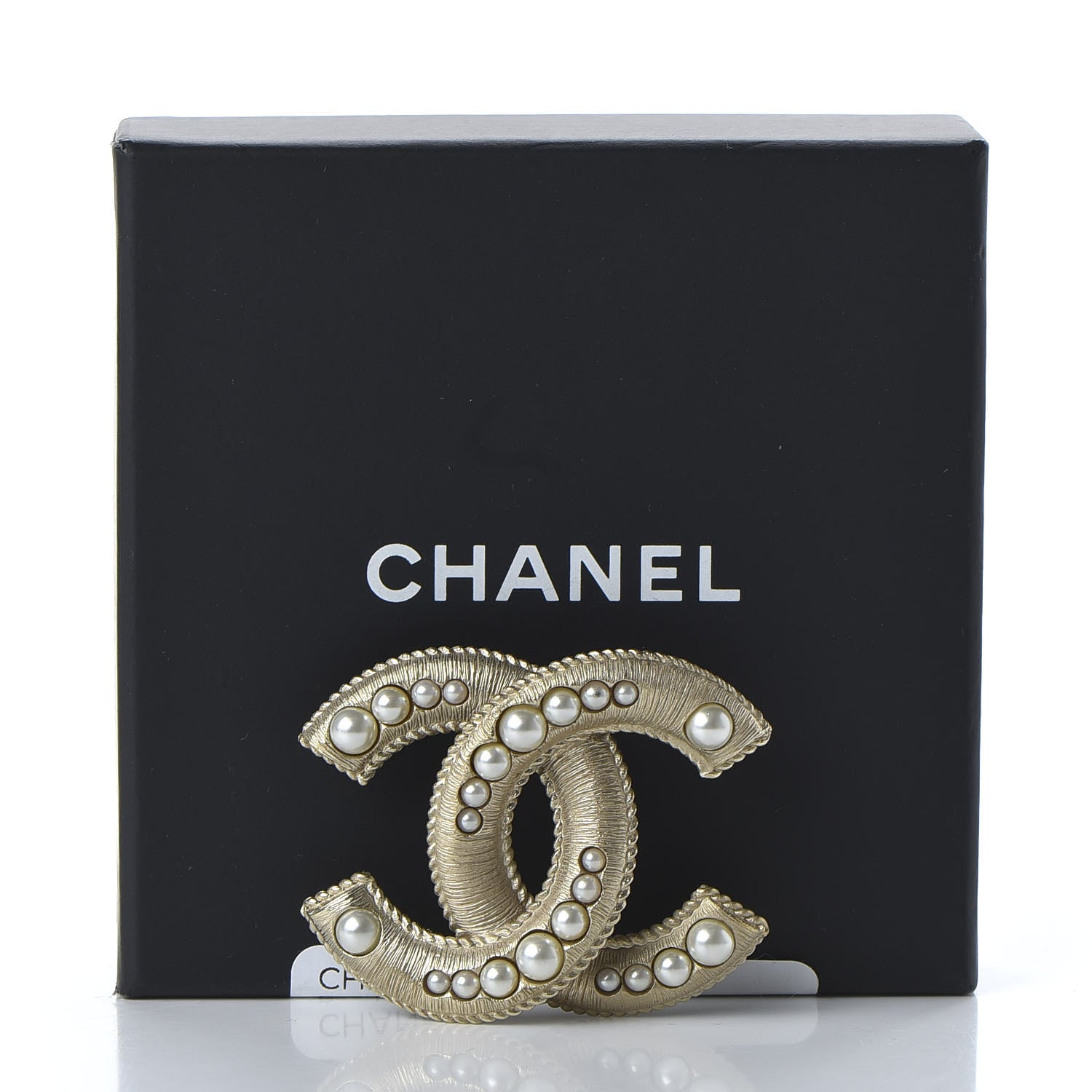 Chanel Pearl CC Brooch Gold 5 of 5