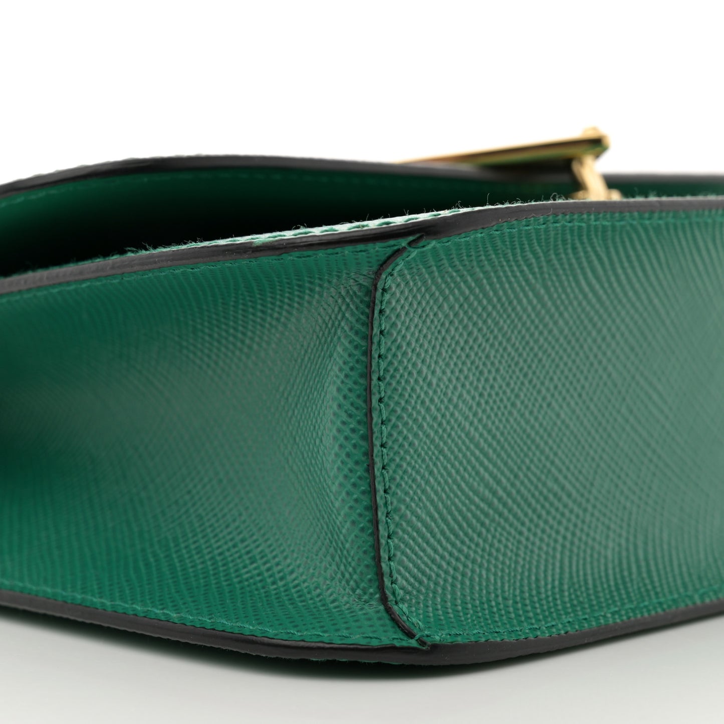 Saffiano Cuir Triangle Embleme Flap Shoulder Bag Mango