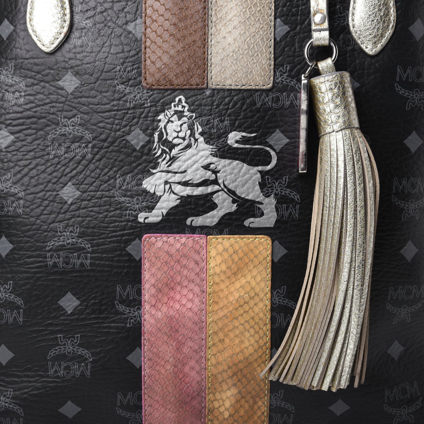 Visetos Striped Munich Lion Tote Black