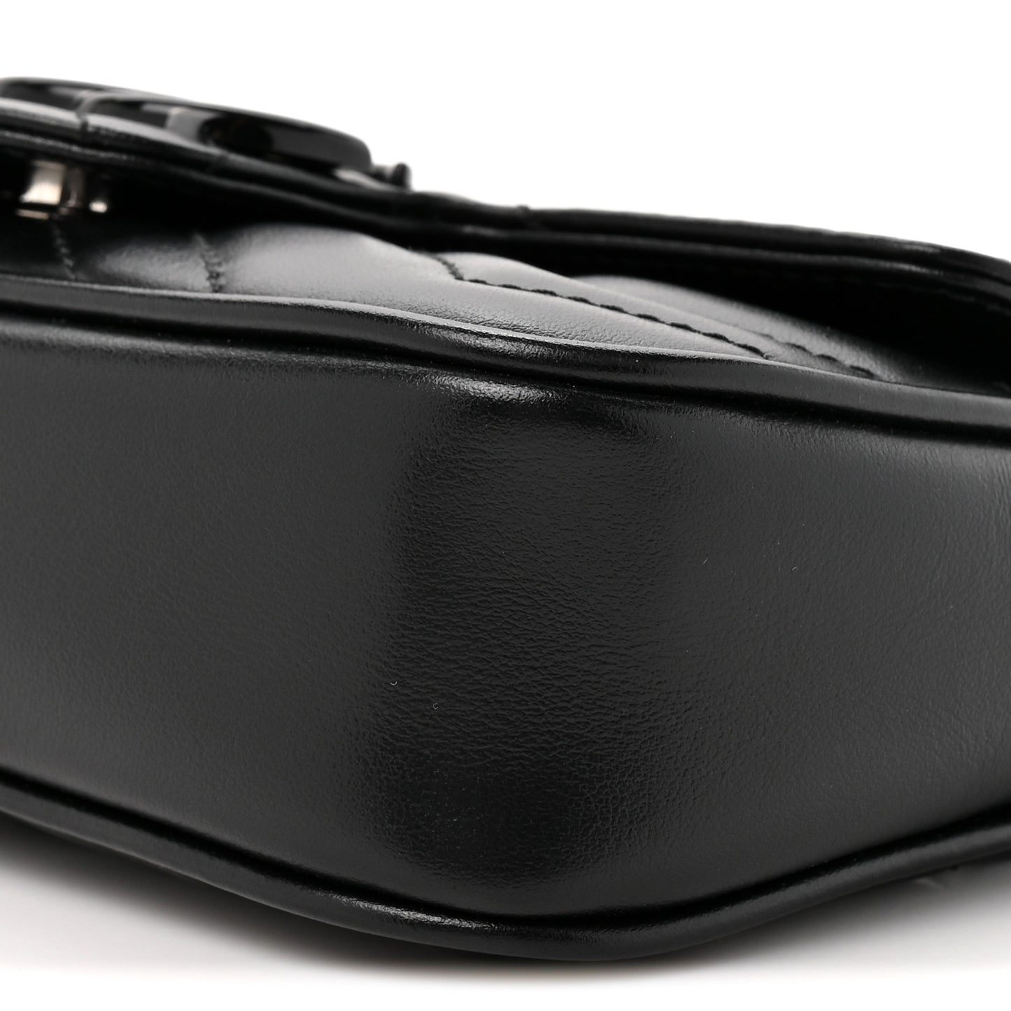 Calfskin Matelasse Monochrome GG Marmont Chain Belt Bag Black