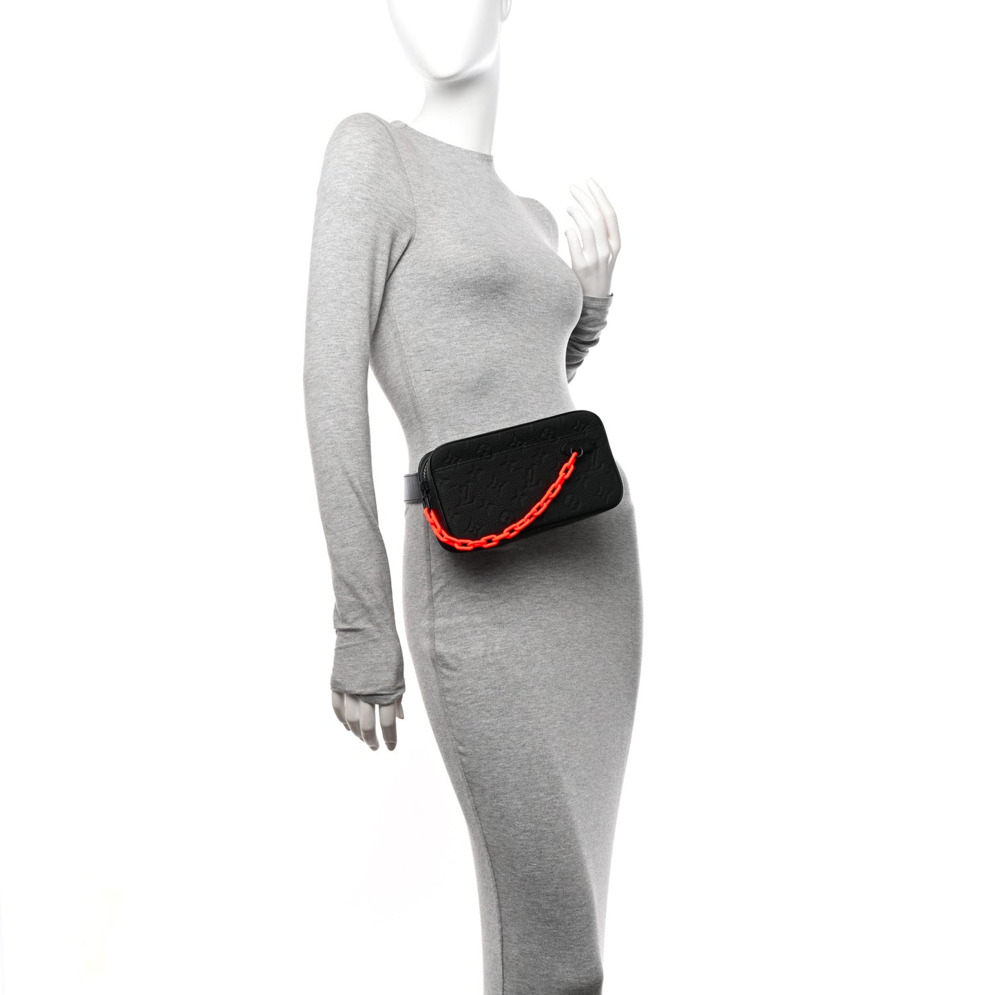 Taurillon Monogram Uniformes Solar Ray Soft Pochette Volga Belt Bag Black