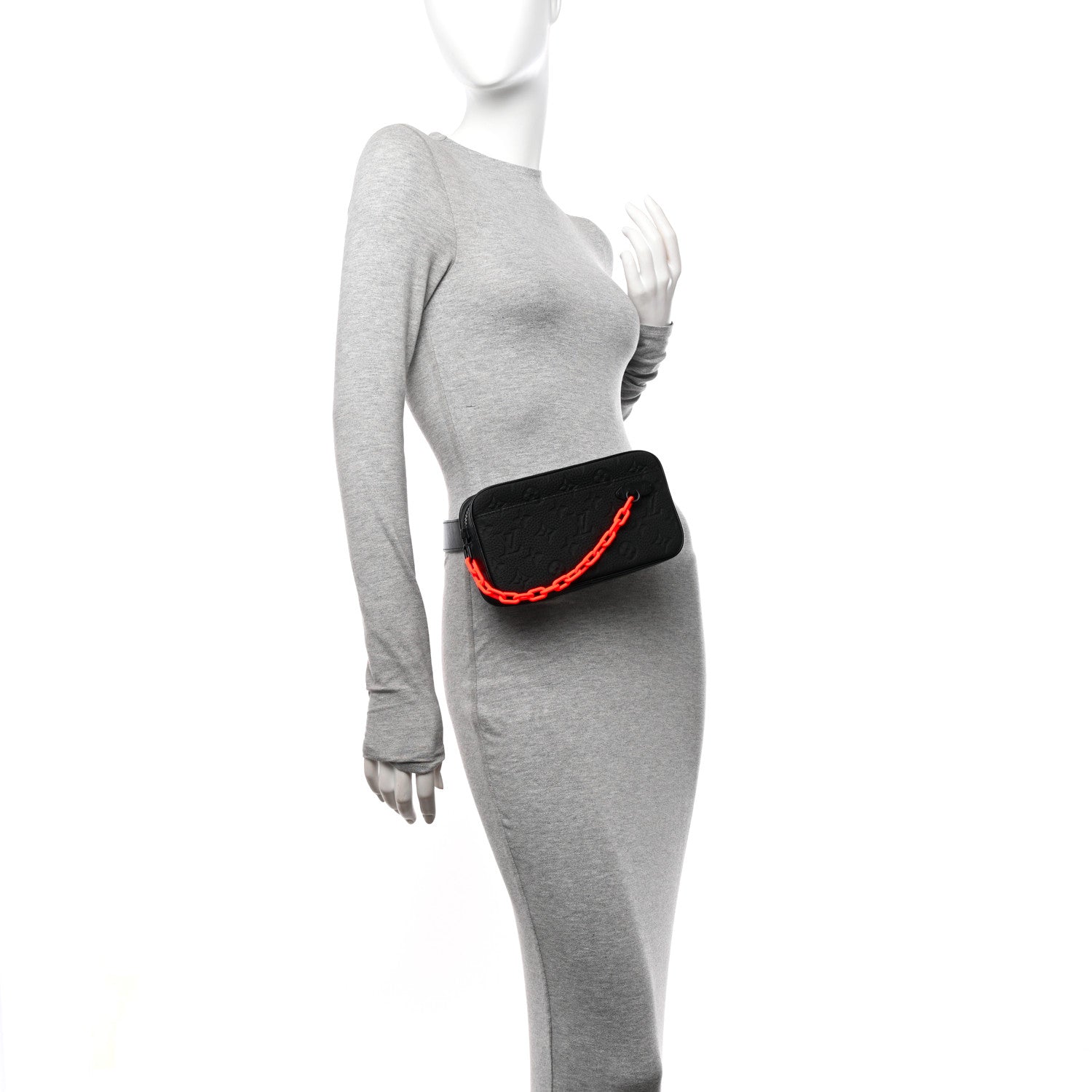 Louis Vuitton Taurillon Monogram Uniformes Solar Ray Soft Pochette Volga Belt Bag Black 2 of 11