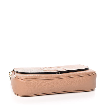 Gucci Pebbled Calfskin Medium Soho Flap Crossbody Camelia 4 of 10