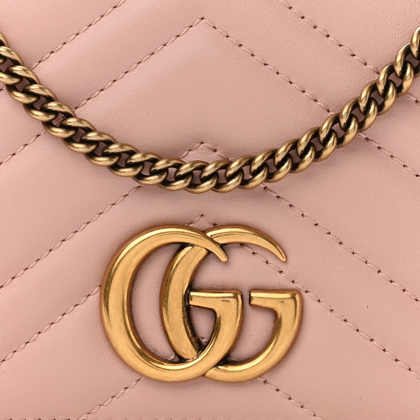 Calfskin Matelasse GG Marmont Mini Bag Perfect Pink