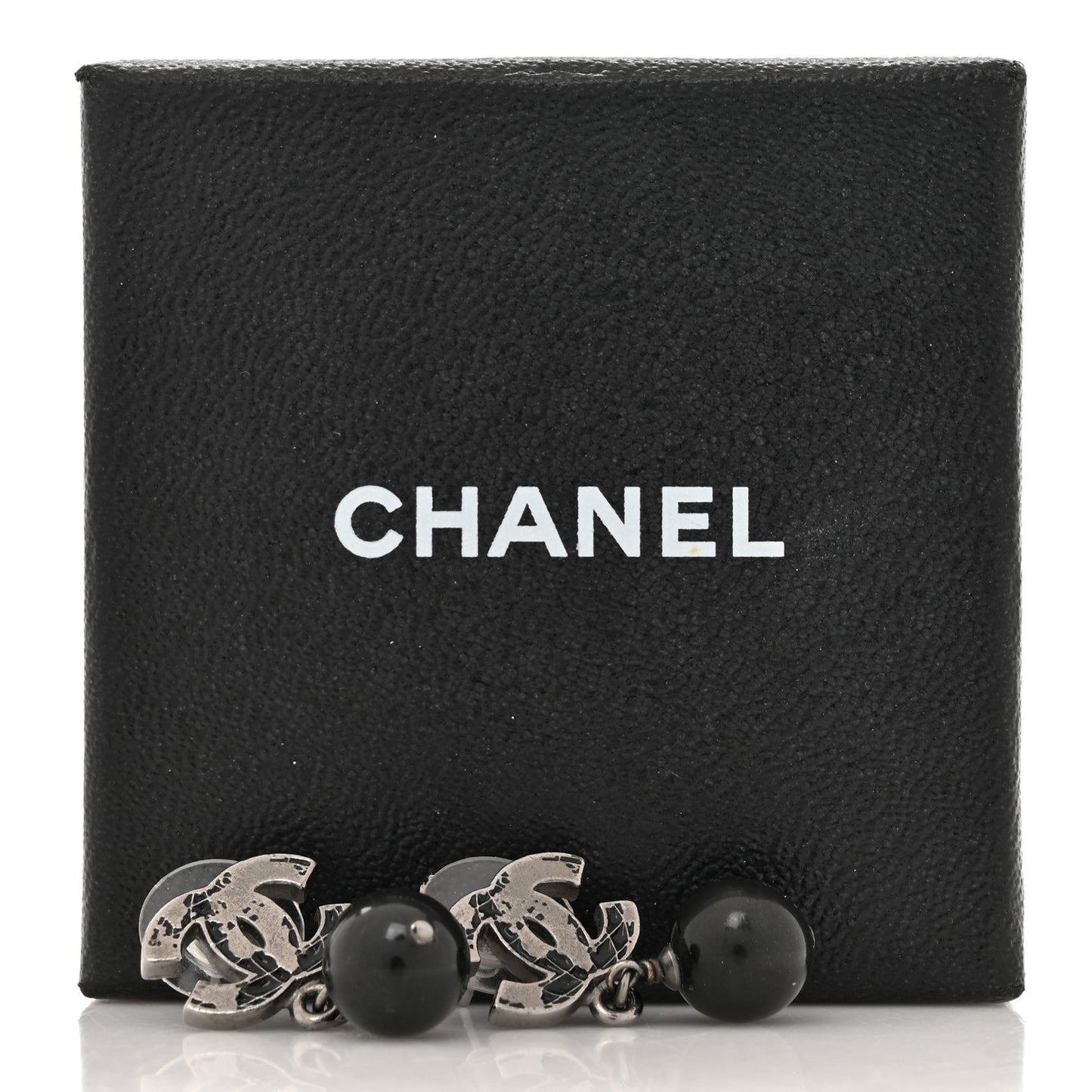 CC Globe Drop Earrings Ruthenium Ruthenium Black