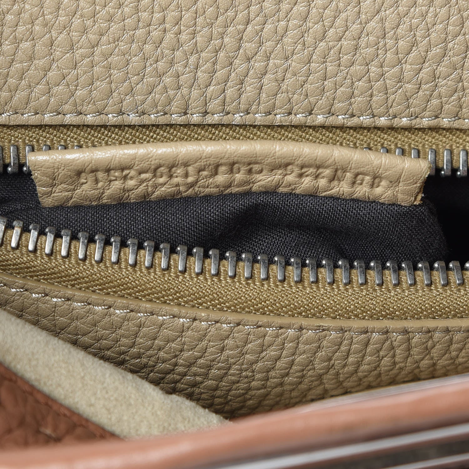 Fendi Cuoio Romano Selleria Bi-Color Medium Peekaboo Iconic Satchel Mou Deserto 10 of 15