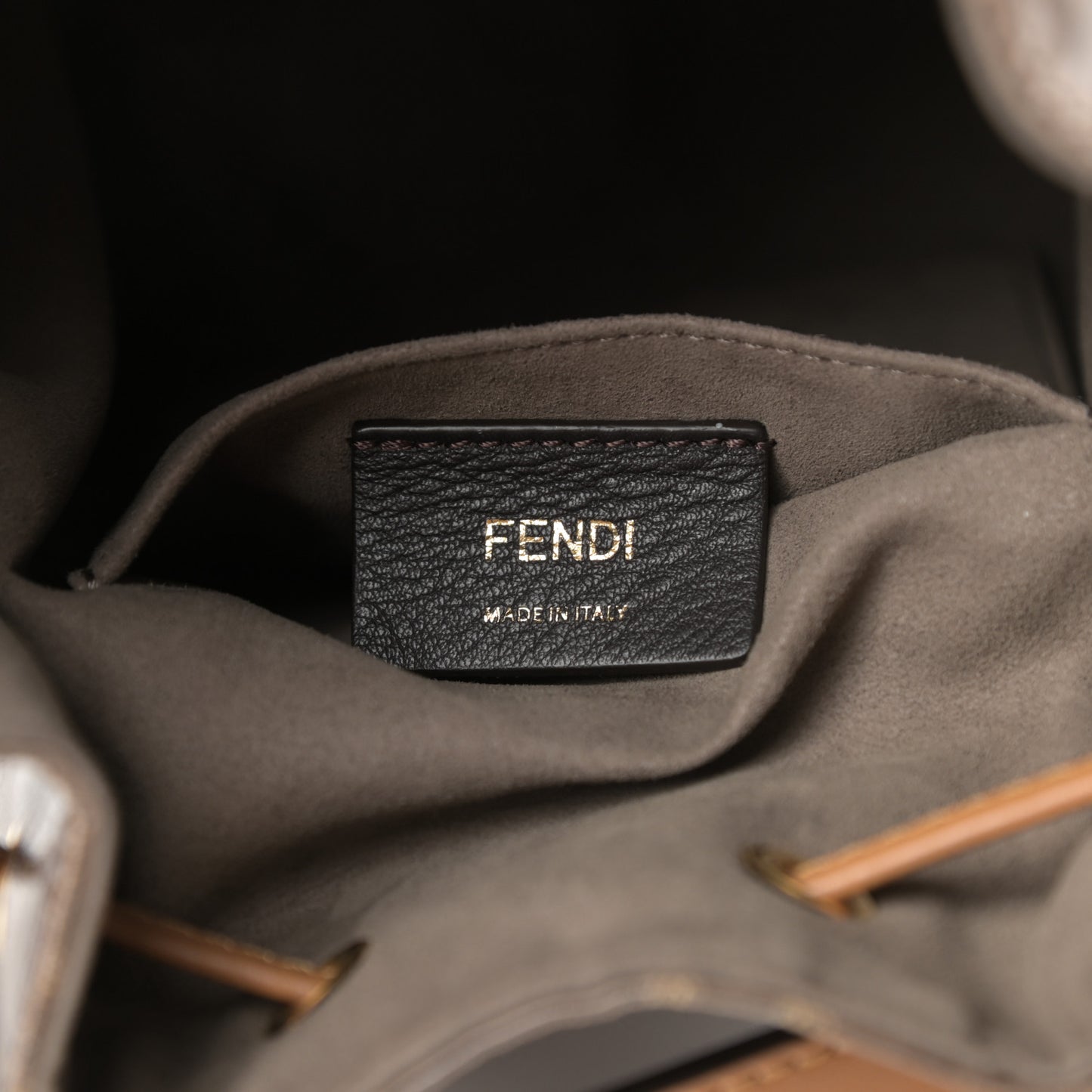 Glazed Fabric Vitello Grace F is Fendi FF 1974 Stamp Patch Grande Mon Tresor Bucket Bag Mogano Panna Nocciola