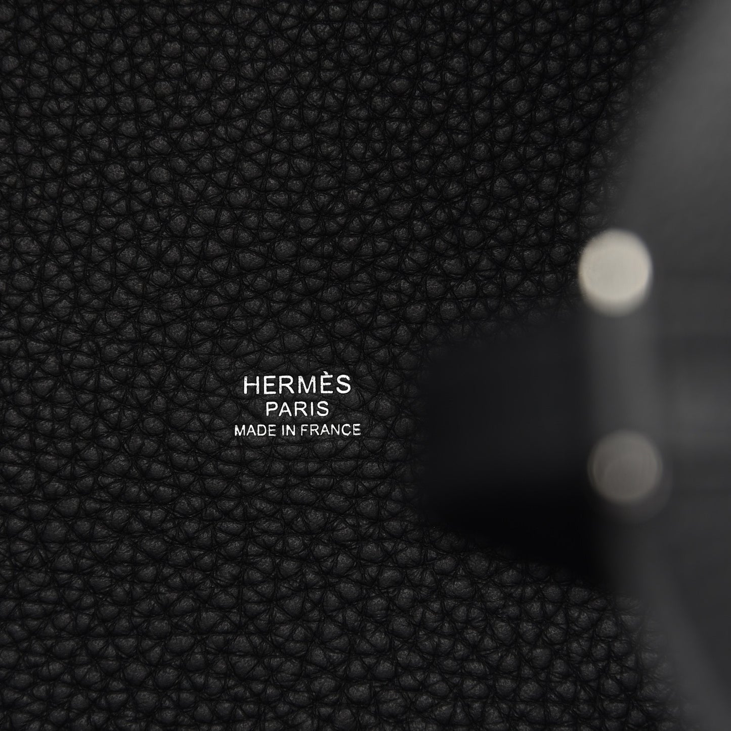 Taurillon Clemence Picotin Lock 22 MM Black