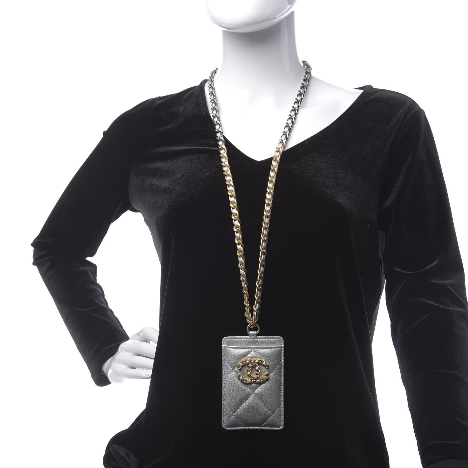 Chanel Metallic Goatskin Quilted 19 Card Holder On Chain Silver 2 of 9