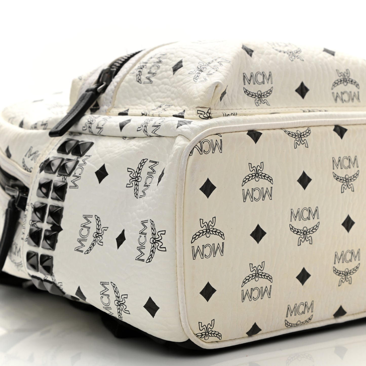 Visetos Small Side Stud Stark Backpack White