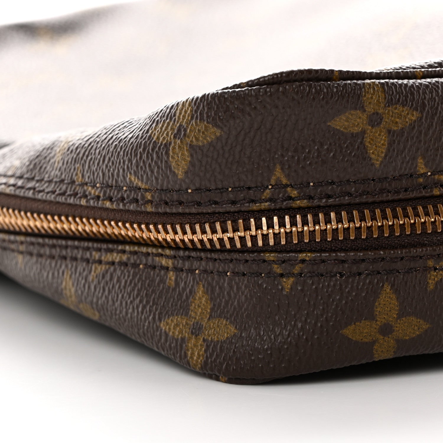 Louis Vuitton Monogram Trousse Toilette 23 12 of 17