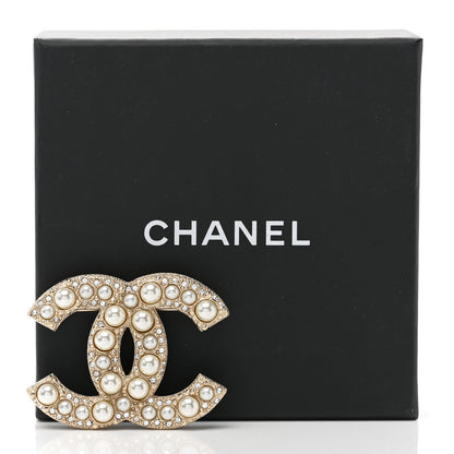 Chanel Metal Crystal Graduated Pearl CC Brooch Gold 5 of 5