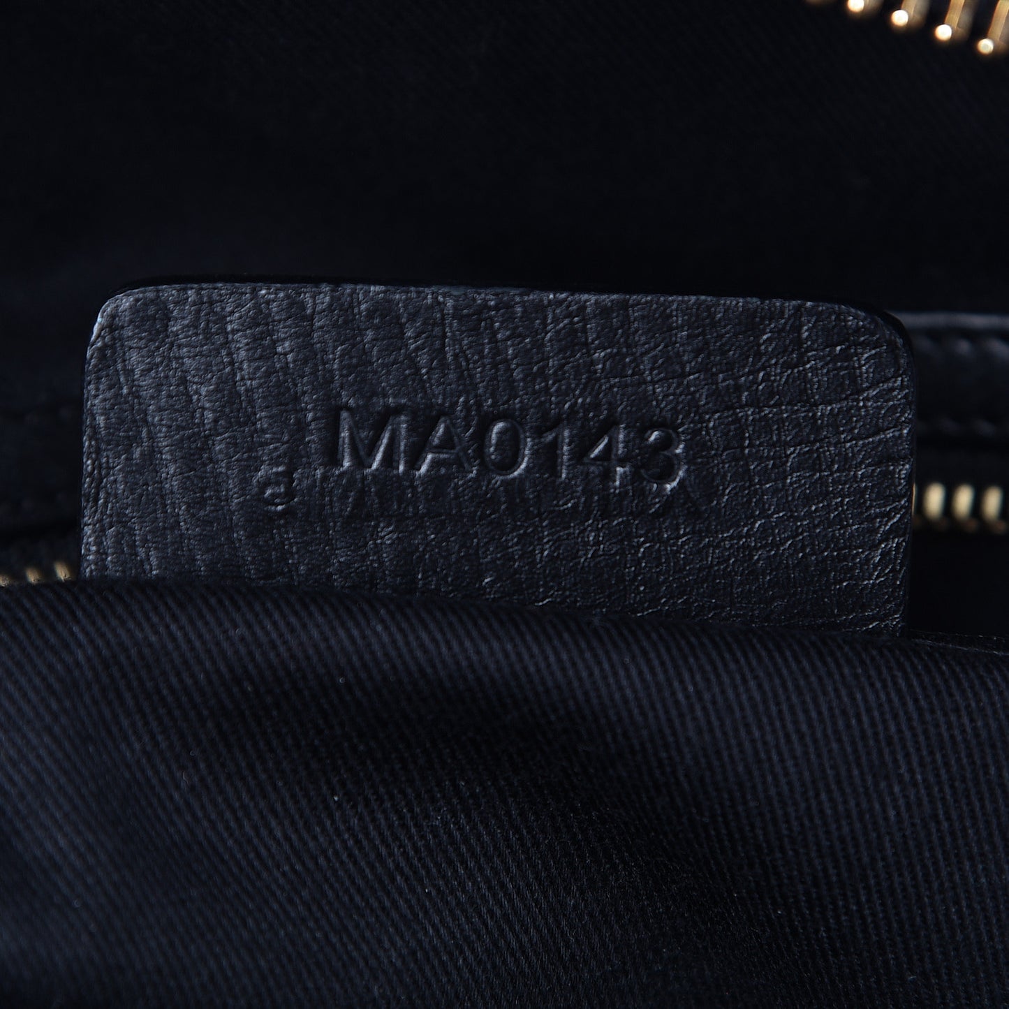 Textured Calfskin Medium Palma Nightingale Black