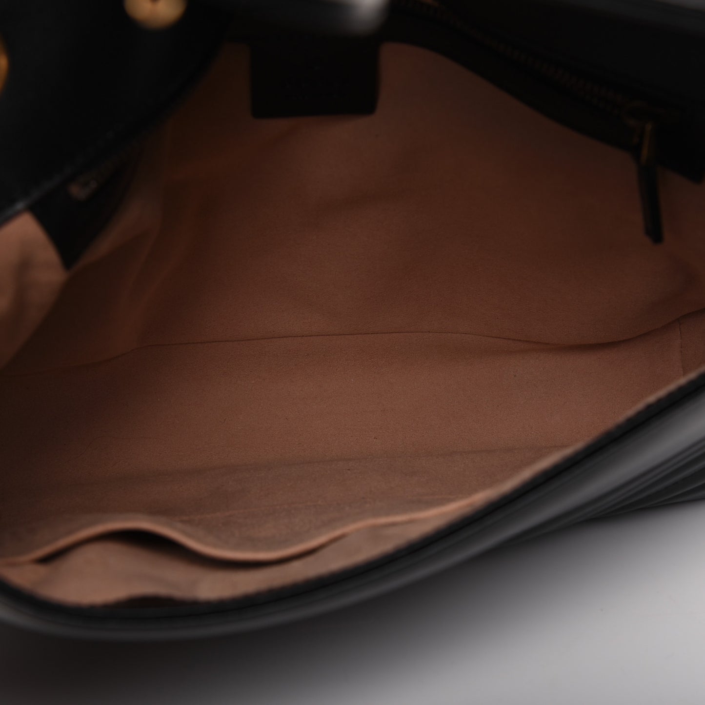 Calfskin Matelasse Medium GG Marmont Shoulder Bag Black