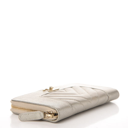 Chanel Metallic Sheepskin Quilted Mademoiselle Vintage Zip Around Wallet Light Gold 4 of 9