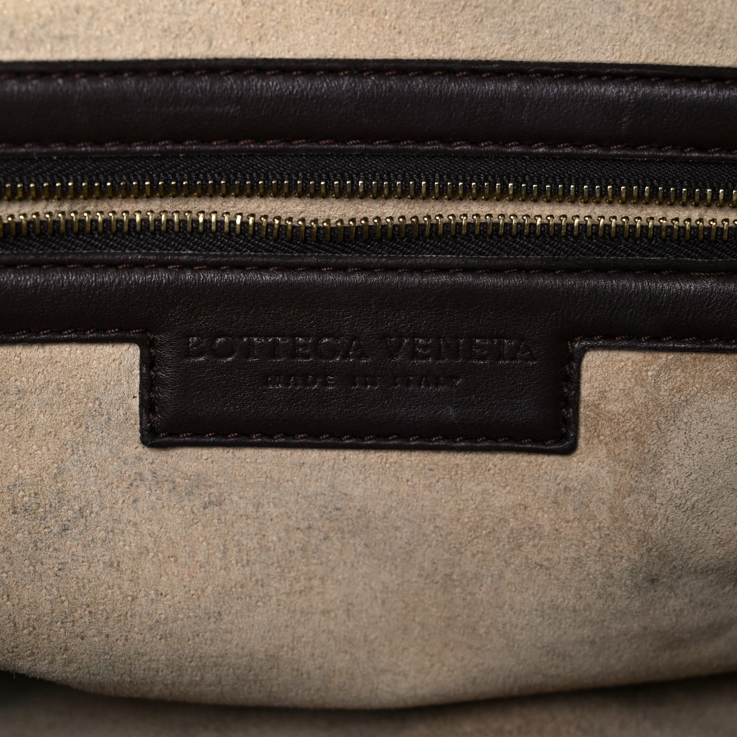 Bottega Veneta Nappa Intrecciato Montaigne Bag Ebano 5 of 23