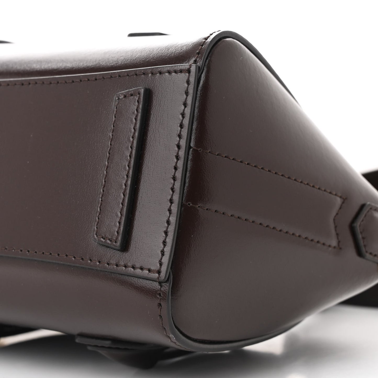Box Calfskin Toy Lock Antigona Shoulder Bag Ebony Brown