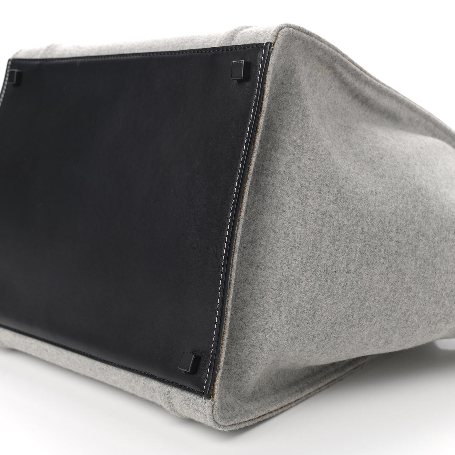 Felt Medium Phantom Luggage Pearl Grey