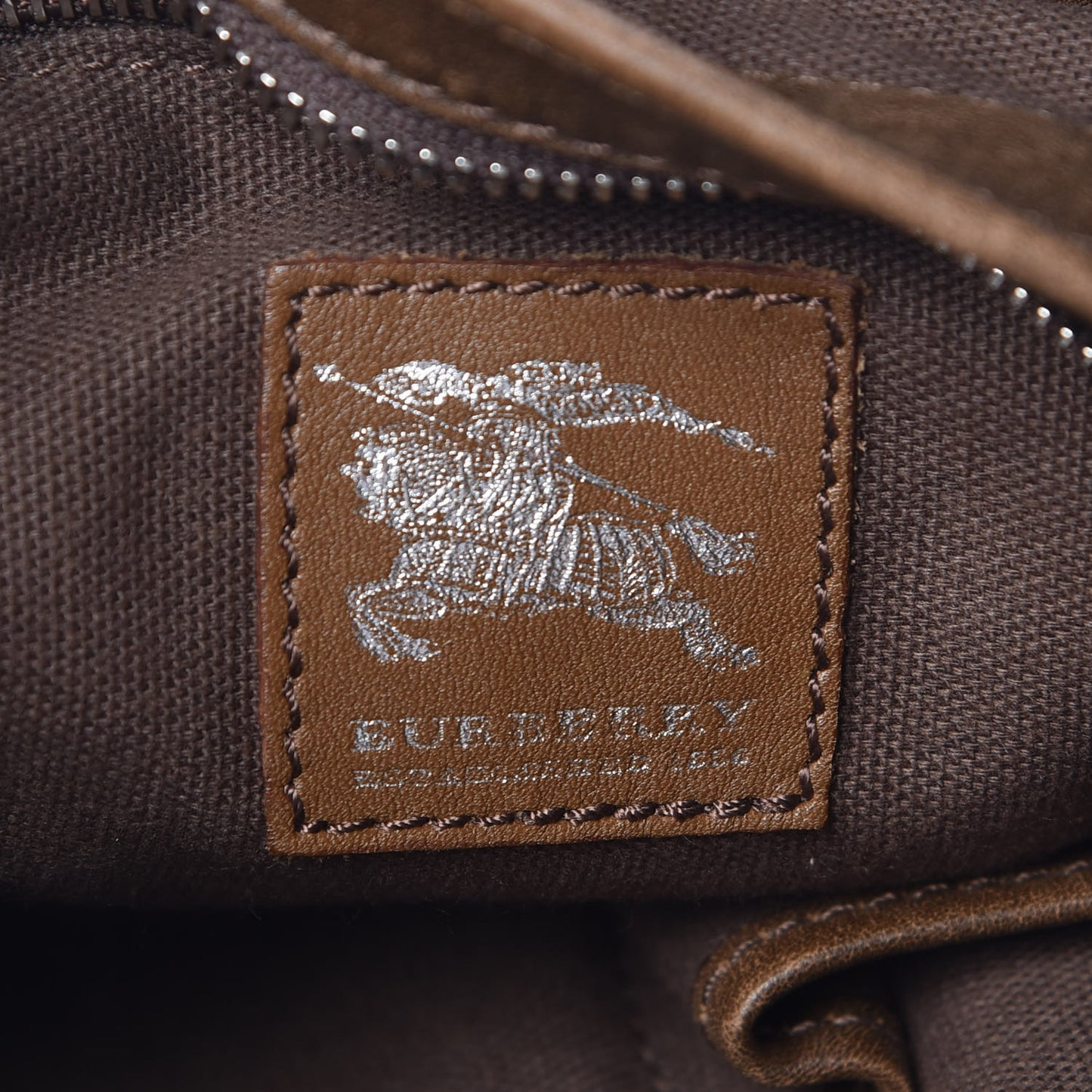 Canvas Nova Check Front Pocket Brown