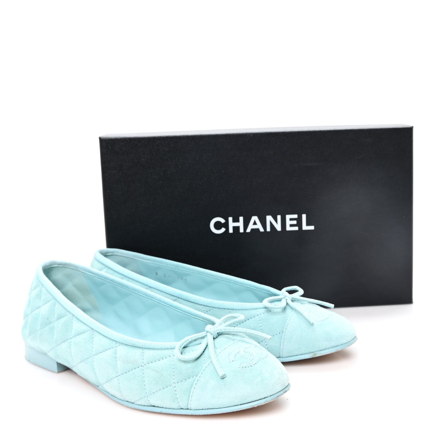 Suede Calfskin Quilted Cap Toe CC Ballerina Flats 38 Light Blue