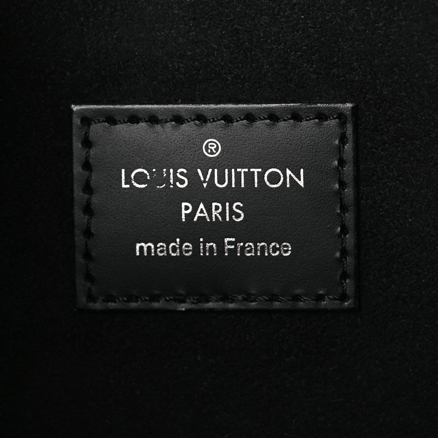 Epi LV Stories Pochette Felicie Black