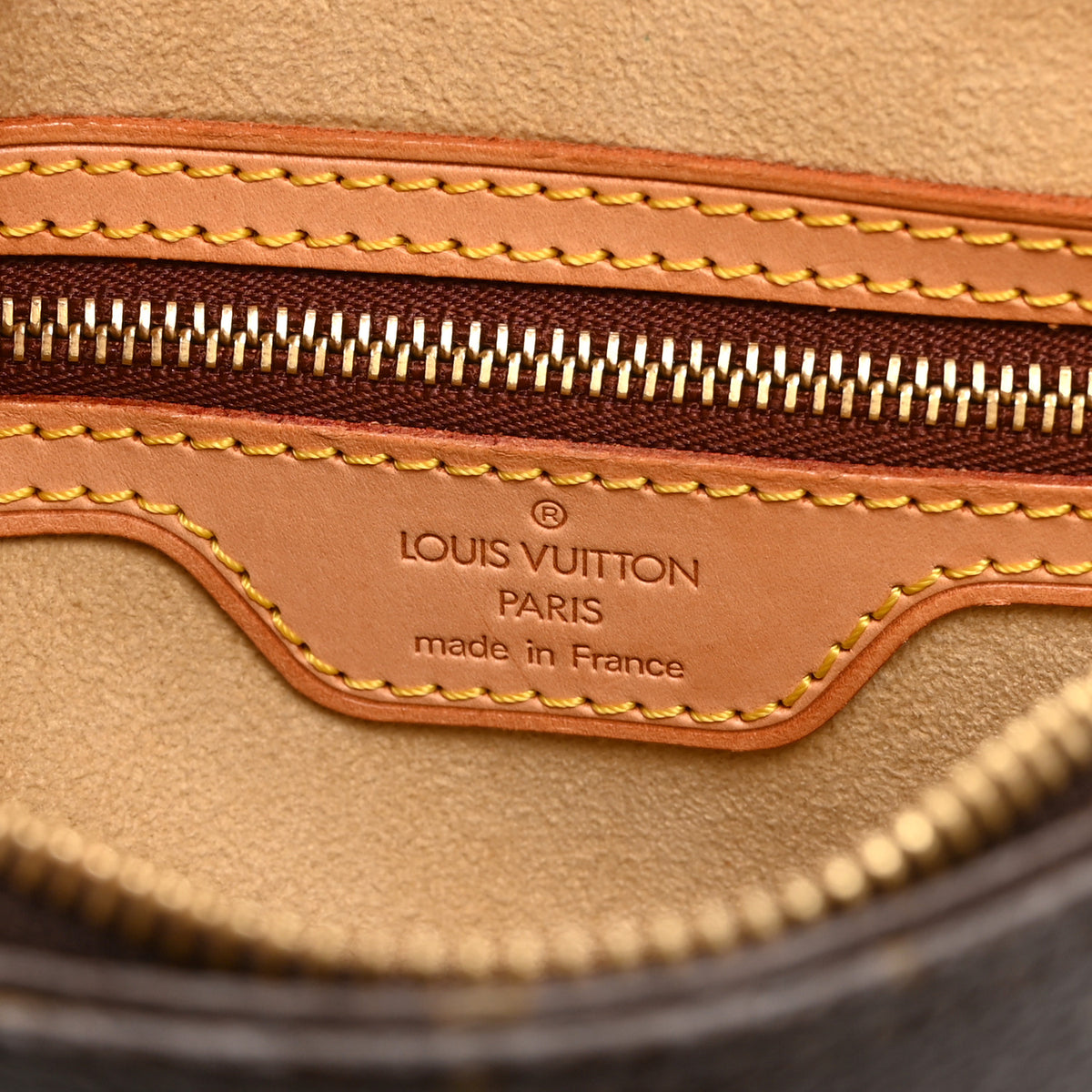 Louis Vuitton Monogram Looping MM 6 of 10