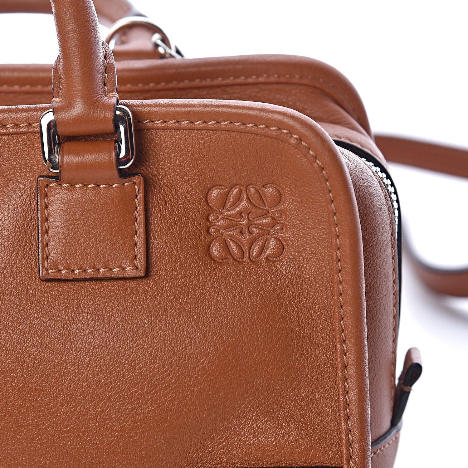 Loewe Calfskin Amazona 23 Tan 9 of 9