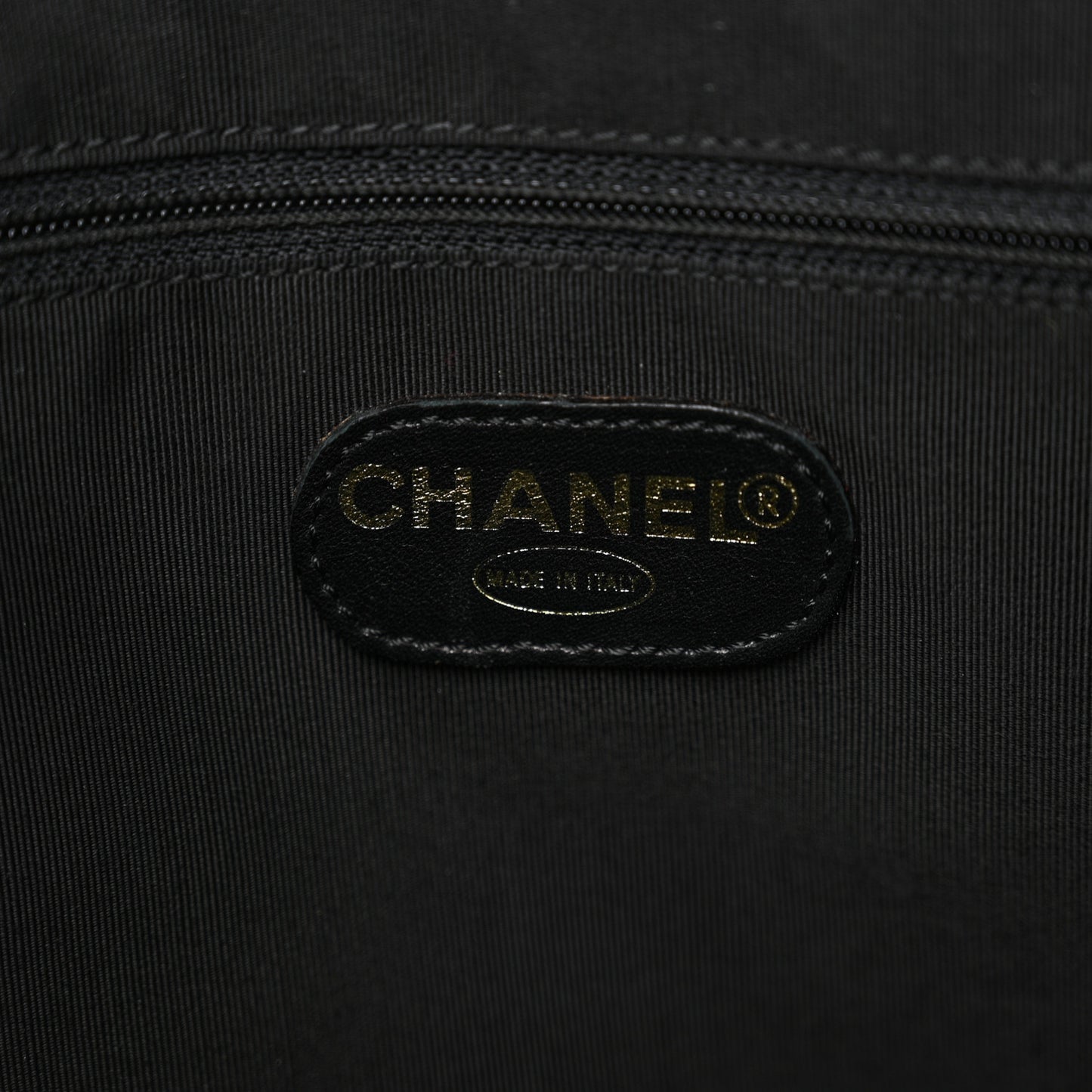 Caviar CC Tote Black