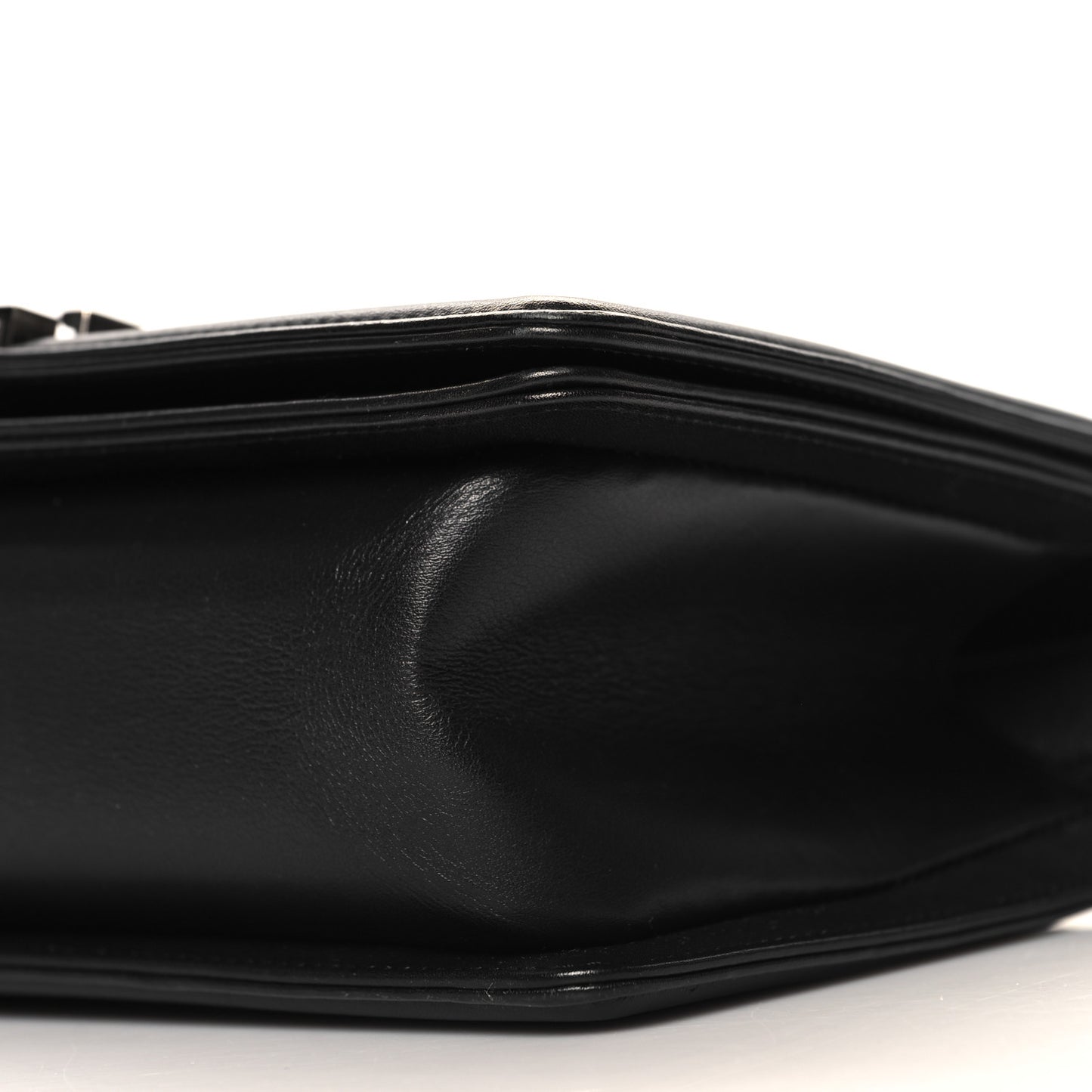 Lambskin Chevron Quilted Medium Boy Flap Black