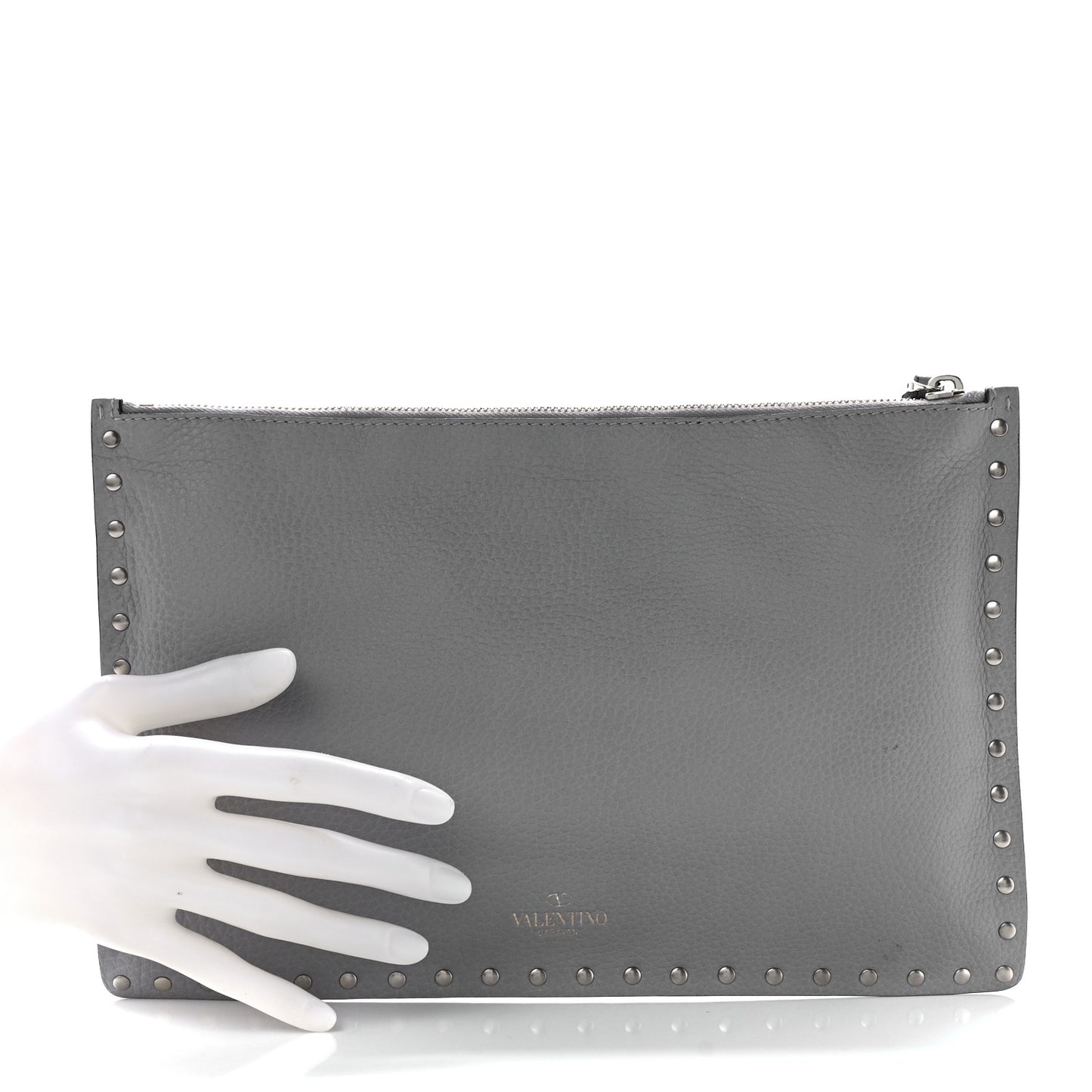 Pebbled Calfskin Large Rockstud Zip Pouch Pastel Grey