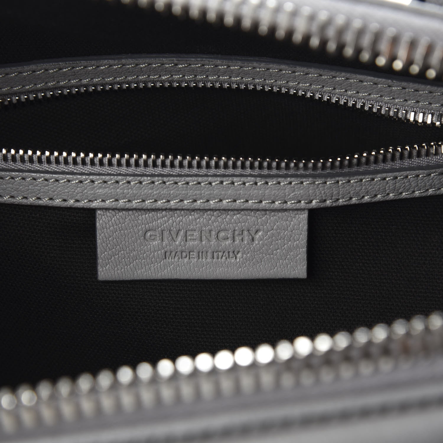 Givenchy Sugar Goatskin Small Antigona Pearl Grey 7 of 10