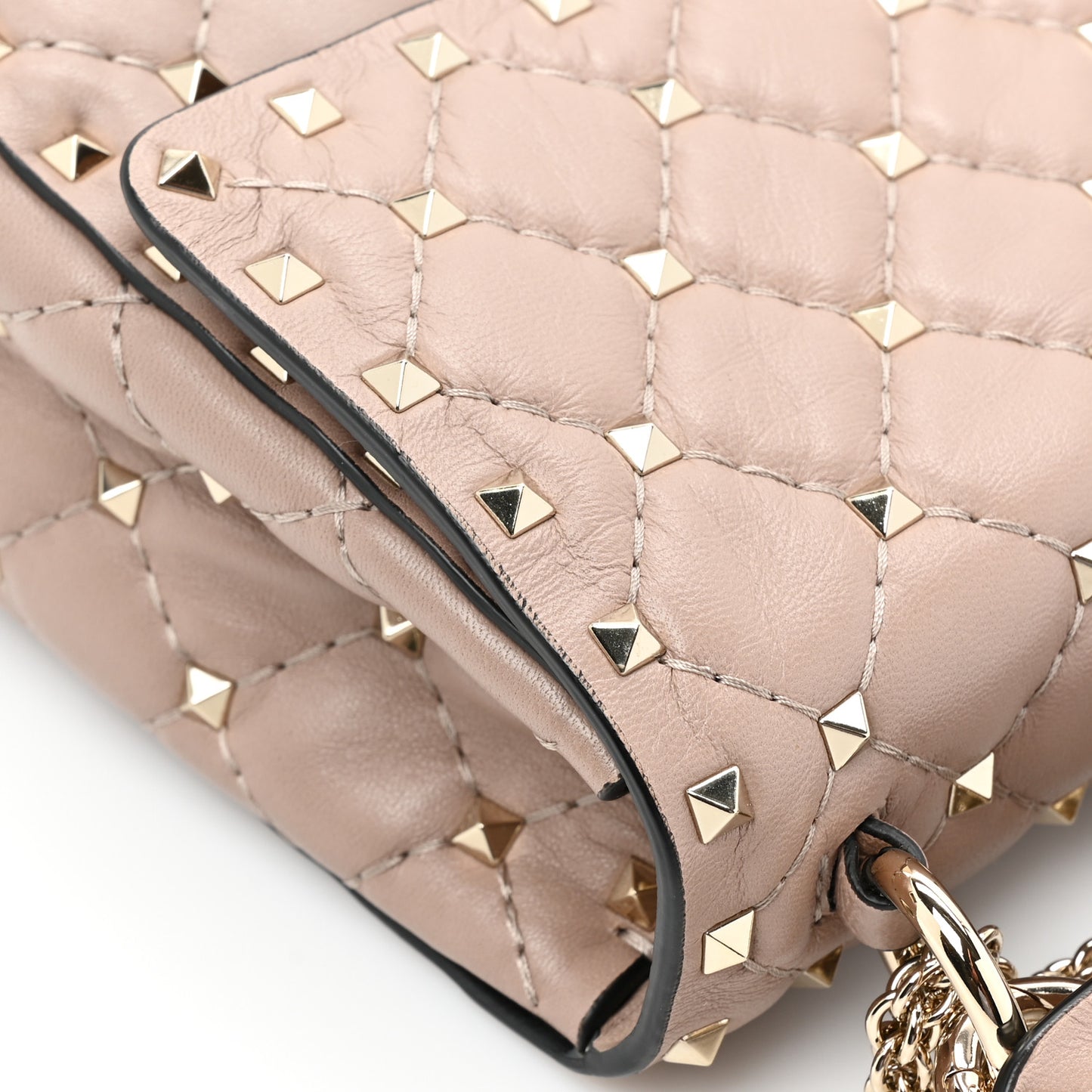 Lambskin Medium Rockstud Spike Shoulder Bag Poudre