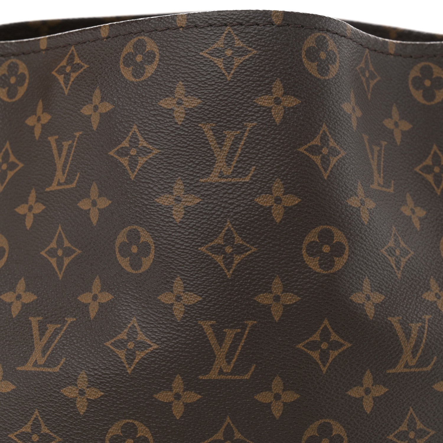 Louis Vuitton Monogram Artsy MM 7 of 11