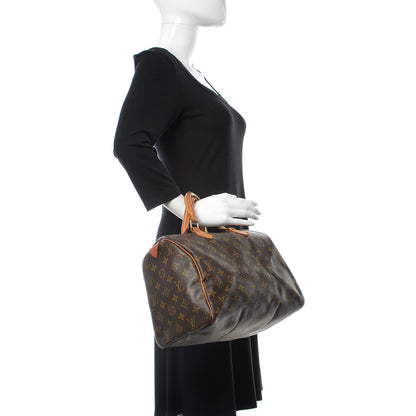 Louis Vuitton Monogram Speedy 30 2 of 18