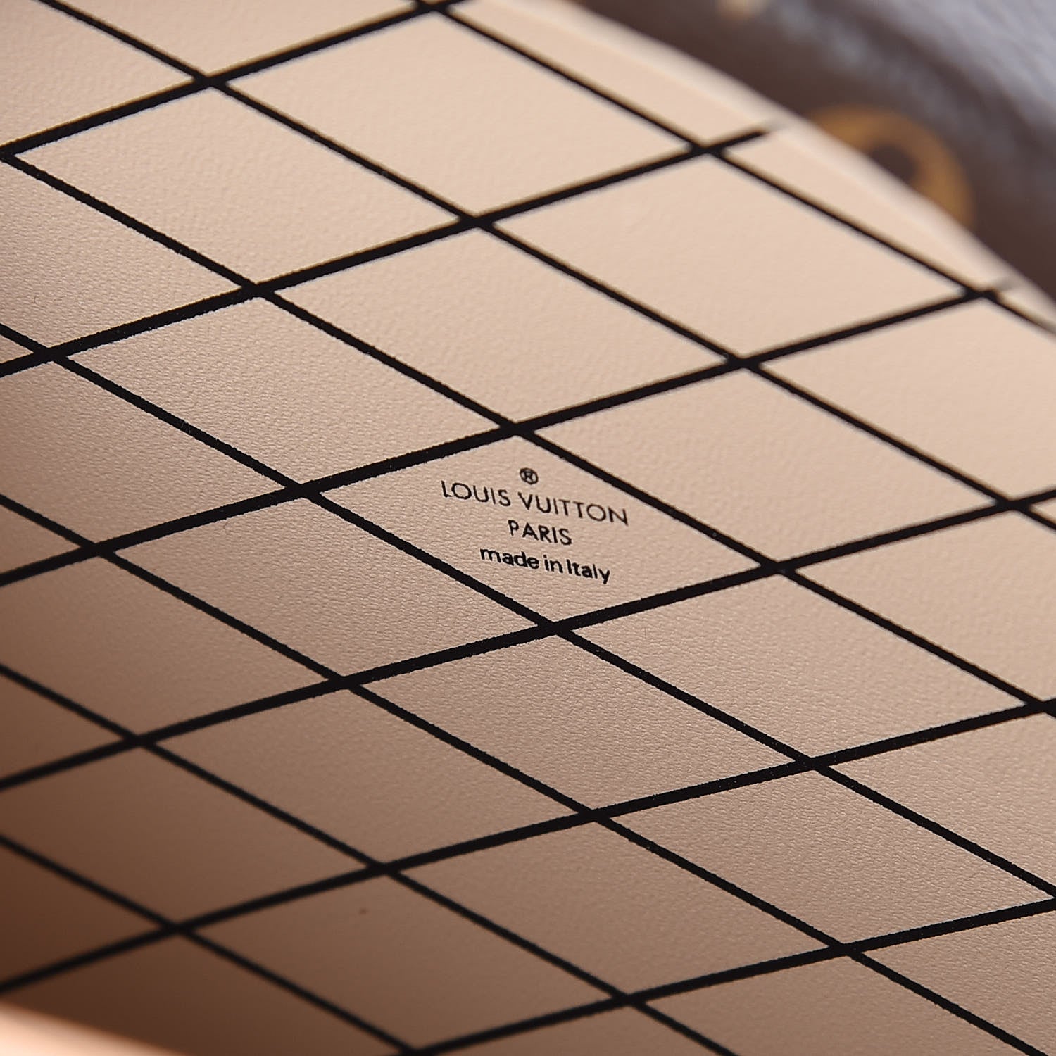 Louis Vuitton Monogram Petite Boite Chapeau 6 of 8