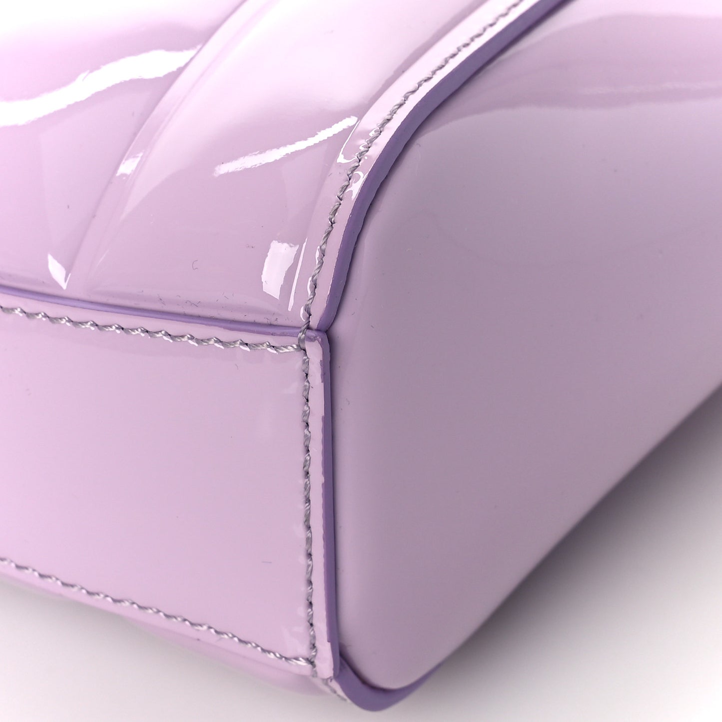 Patent XS Lock Antigona Shoulder Bag Lilac