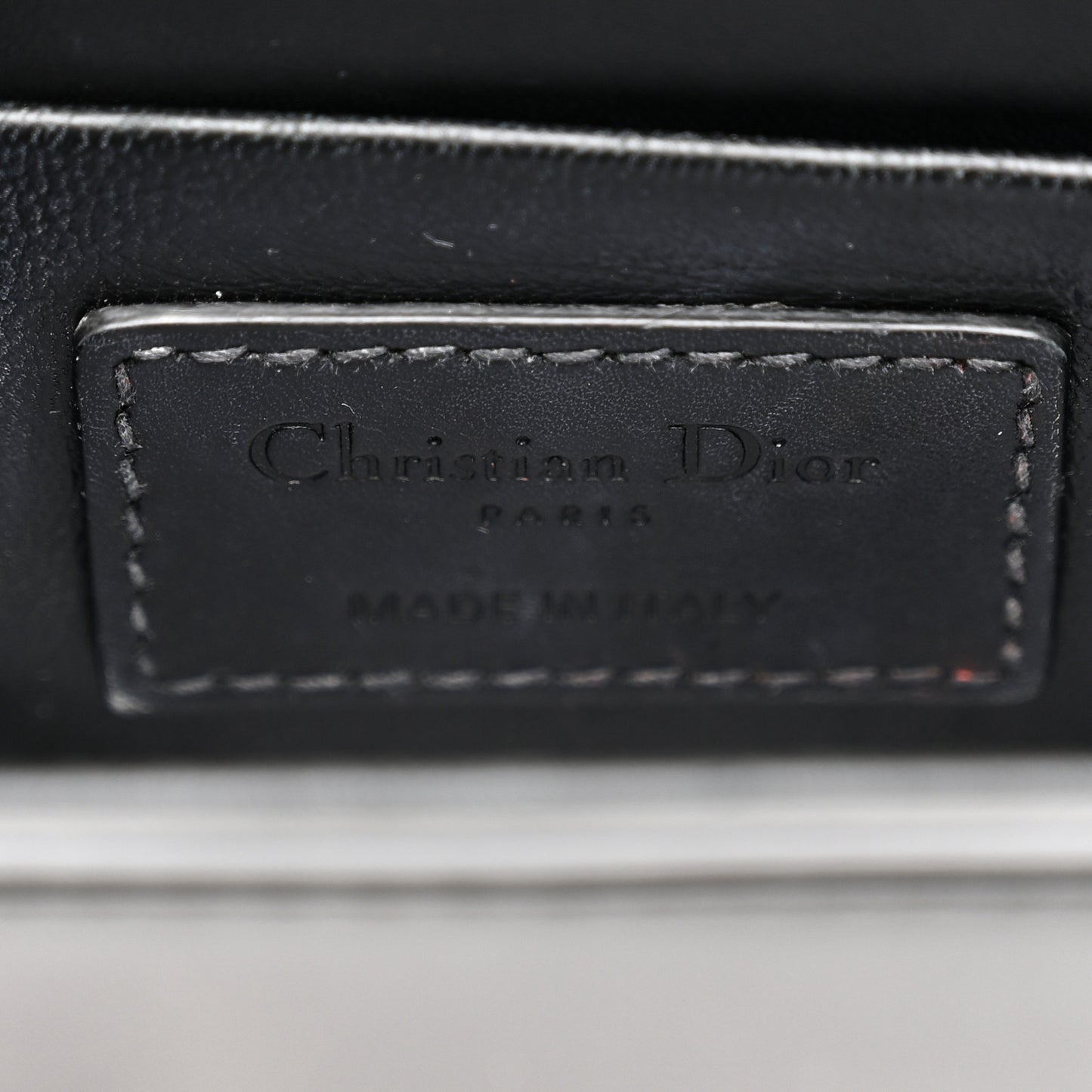 Box Calfskin 30 Montaigne Box Bag Black